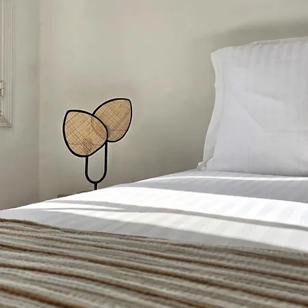 De La Fontaine Hotell 3*