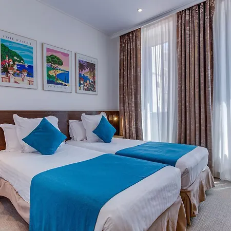 De La Fontaine Hotel 3*