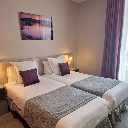 Hotel De La Fontaine 3*