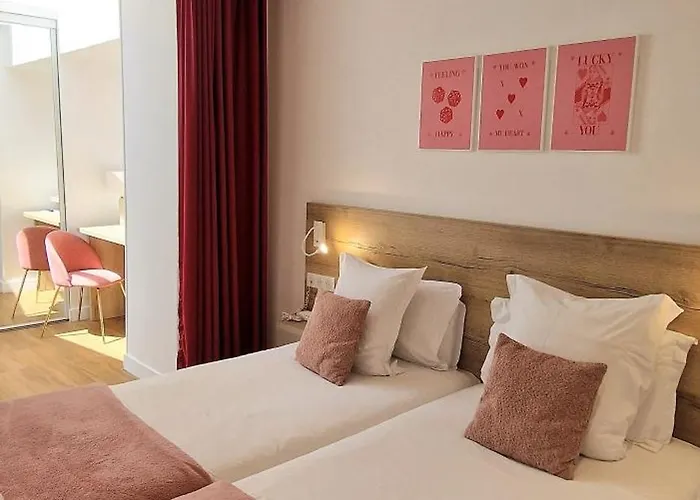 De La Fontaine Hotel 3*