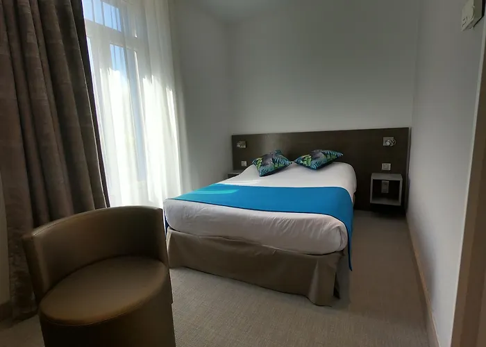 Hotel De La Fontaine 3*